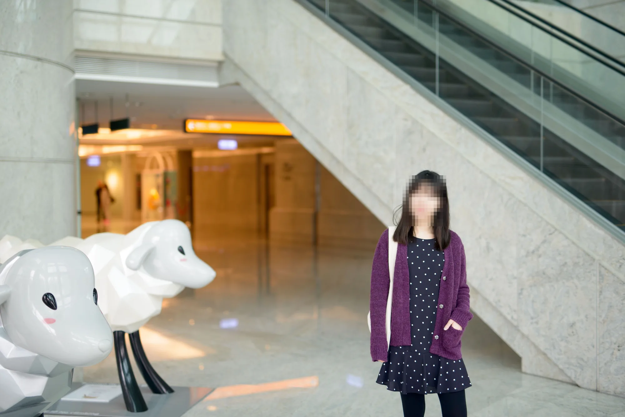 타이베이101 쇼핑몰 내부와 양 조형물