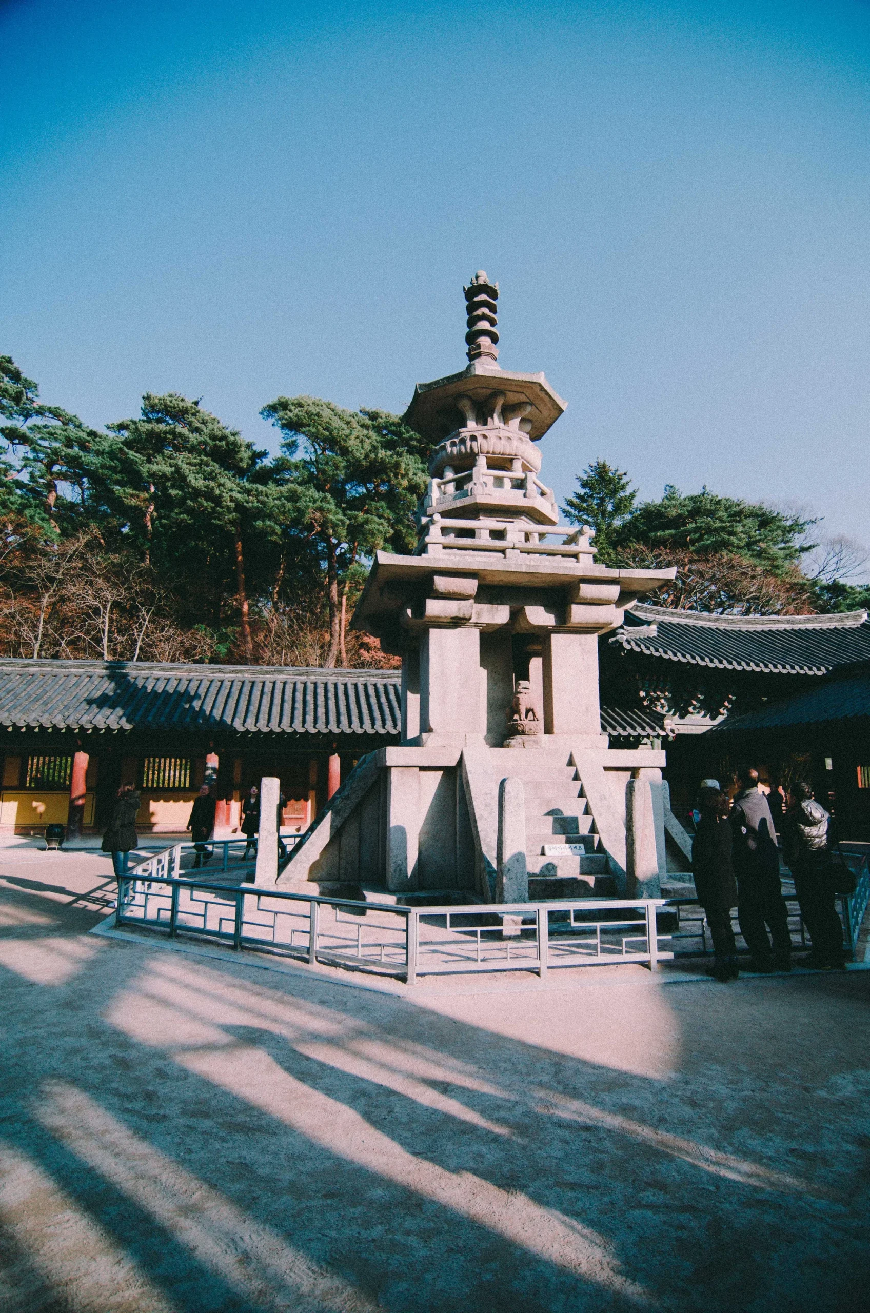 불국사 경내 석탑
