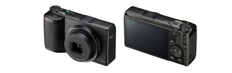 리코 GR IV 30주년 기념 에디션 카메라 앞면과 뒷면 제품 사진, 검은색 바디와 GR 로고