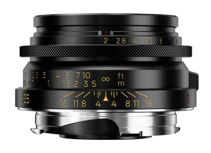 타이복 크샤나 35mm F2 ASPH 블랙 페인트 렌즈 옆면, 거리 눈금과 피사계심도 눈금